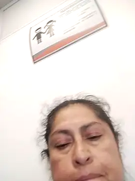 Snapshot of Keyla01_ chatting on 11/27/25, 02:41 Keyla01 online show from 11/27/25, 02:41