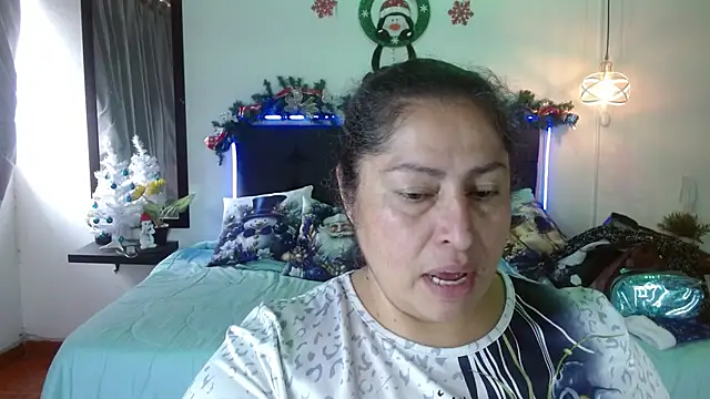 Snapshot of Keyla01_ chatting on 12/01/25, 06:13 Keyla01 online show from 12/01/25, 06:13