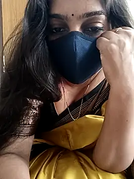 Snapshot of yoursana- chatting on 09/19/25, 04:47 yoursana- online show from 09/19/25, 04:47