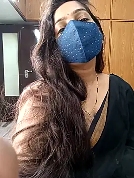 Snapshot of yoursana- chatting on 09/20/25, 04:46 yoursana- online show from 09/20/25, 04:46