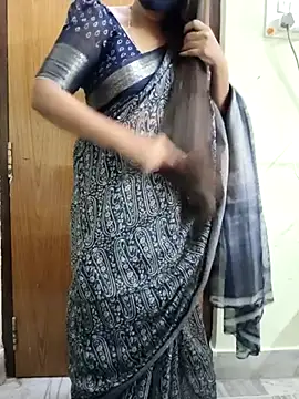 Snapshot of yoursana- chatting on 09/27/25, 04:17 yoursana- online show from 09/27/25, 04:17