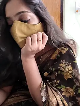 Snapshot of yoursana- chatting on 10/10/25, 05:06 yoursana- online show from 10/10/25, 05:06