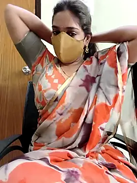 Snapshot of yoursana- chatting on 10/27/25, 04:38 yoursana- online show from 10/27/25, 04:38