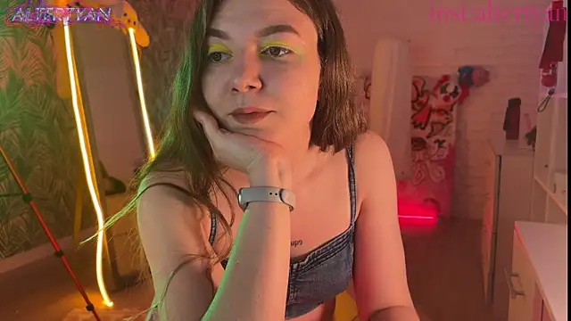 Snapshot of altertyan chatting on 05/08/26, 04:45 altertyan online show from 05/08/26, 04:45