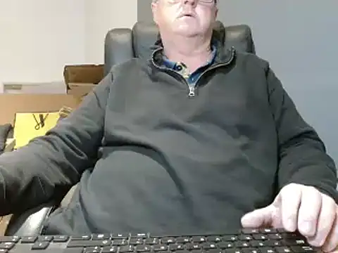 bigbadjon69 online show from 12/21/24, 10:51