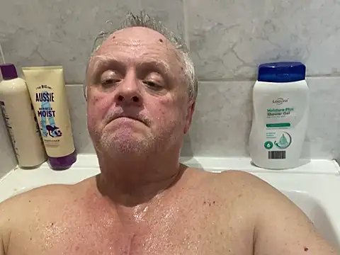 bigbadjon69 online show from 02/17/25, 03:31
