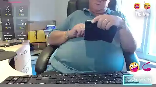 bigbadjon69 online show from 09/19/25, 03:02