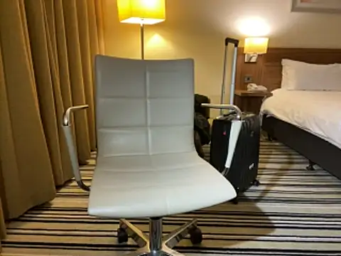 Snapshot of bigbadjon69 chatting on 11/08/25, 12:44 bigbadjon69 online show from 11/08/25, 12:44