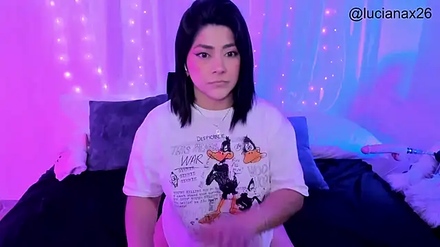 lucy26  online show from 11/04/25, 02:54