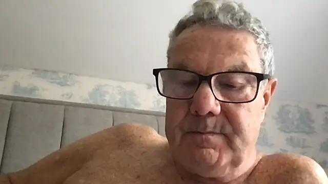 Oldpistolpete online show from 11/04/25, 10:03