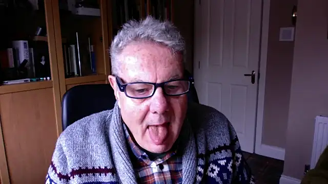 Oldpistolpete online show from 12/20/25, 12:23