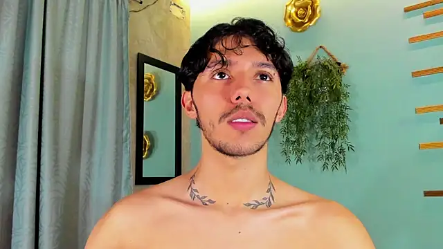 2tommy greg online show from 10/24/25, 07:32