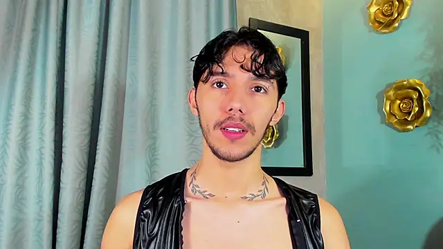 2tommy greg online show from 10/26/25, 01:39