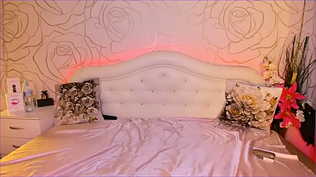 Elizabettalee online show from 02/21/25, 04:40