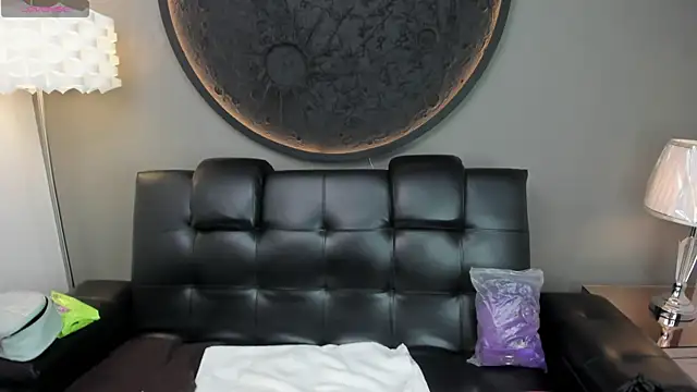 Snapshot of miss_sharlotte18 chatting on 03/04/25, 06:07 miss sharlotte18 online show from 03/04/25, 06:07