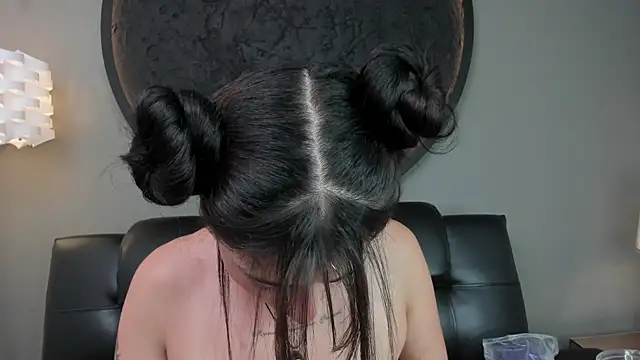 Snapshot of miss_sharlotte18 chatting on 03/15/25, 06:10 miss sharlotte18 online show from 03/15/25, 06:10