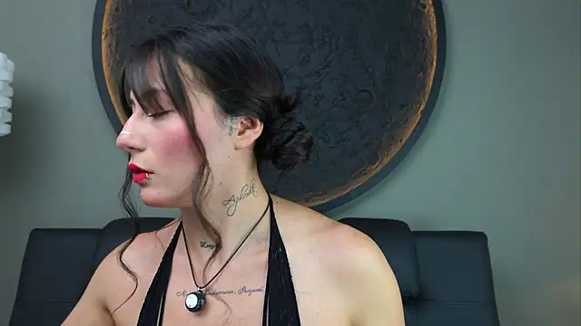 Snapshot of miss_sharlotte18 chatting on 09/11/25, 06:08 miss sharlotte18 online show from 09/11/25, 06:08