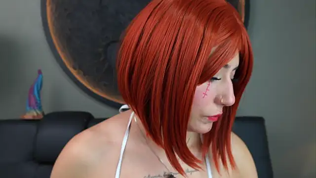 Snapshot of miss_sharlotte18 chatting on 10/20/25, 06:08 miss sharlotte18 online show from 10/20/25, 06:08