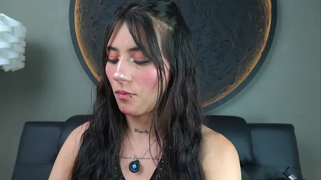 Snapshot of miss_sharlotte18 chatting on 11/20/25, 06:07 miss sharlotte18 online show from 11/20/25, 06:07