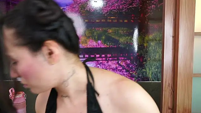 Snapshot of miss_sharlotte18 chatting on 12/03/25, 06:06 miss sharlotte18 online show from 12/03/25, 06:06