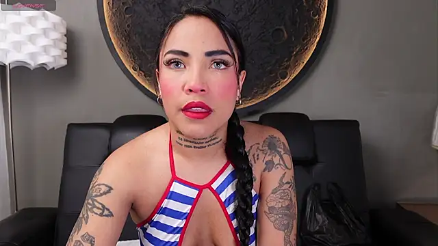 miss vaiolette online show from 06/06/26, 11:04