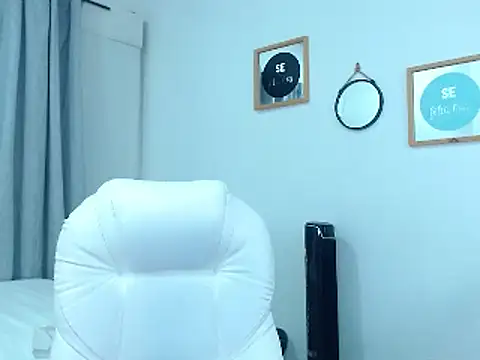 annylouis online show from 01/26/25, 02:24