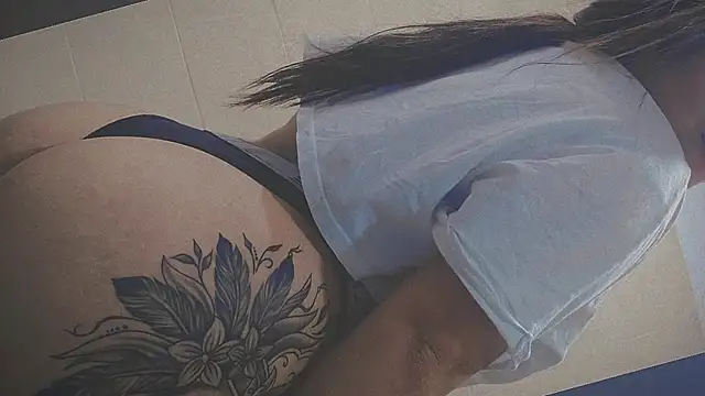 annylouis online show from 02/14/25, 06:02