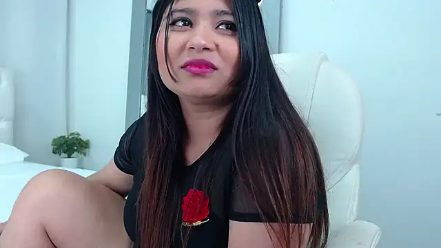 annylouis online show from 02/18/25, 04:48