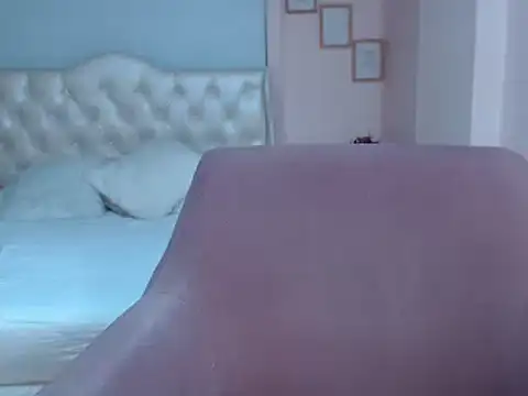 annylouis online show from 02/23/25, 01:46