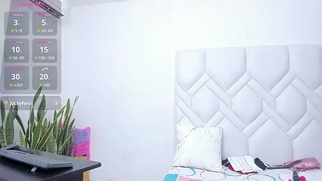 Mature Hard online show from 11/21/25, 09:02