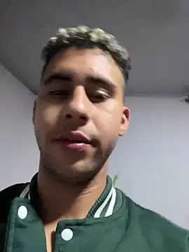 Snapshot of Daiki_Jack chatting on 01/12/25, 11:04 Daiki Jack online show from 01/12/25, 11:04