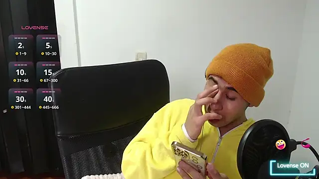 Snapshot of Daiki_Jack chatting on 02/13/25, 10:43 Daiki Jack online show from 02/13/25, 10:43