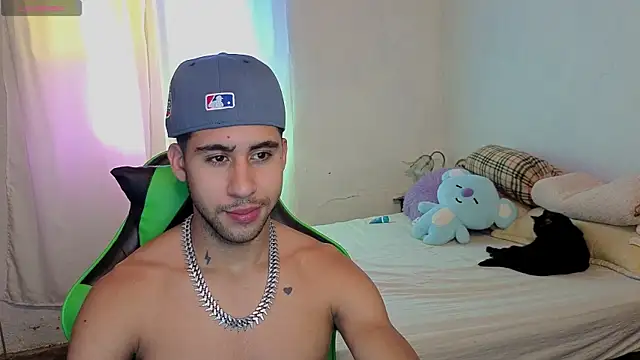 Snapshot of Daiki_Jack chatting on 10/08/25, 03:42 Daiki Jack online show from 10/08/25, 03:42