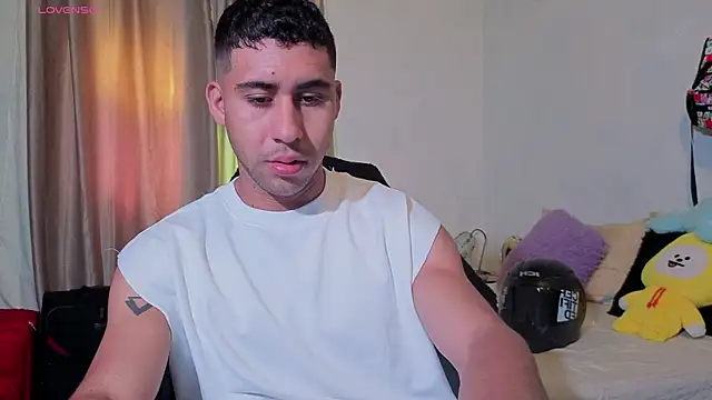 Snapshot of Daiki_Jack chatting on 10/18/25, 01:12 Daiki Jack online show from 10/18/25, 01:12