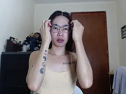 Snapshot of AsianFuckBuddies chatting on 10/08/25, 12:30 AsianFuckBuddies online show from 10/08/25, 12:30