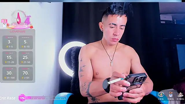 Snapshot of Andy_naughty1 chatting on 10/03/25, 05:04 Andy naughty1 online show from 10/03/25, 05:04