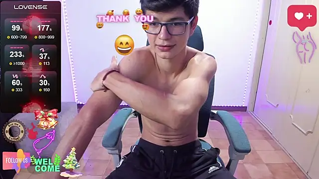 Snapshot of GoldenProject chatting on 01/29/25, 02:51 GoldenProject online show from 01/29/25, 02:51