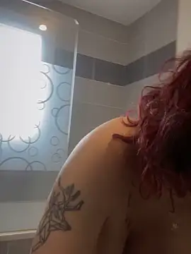 Snapshot of callmelouve chatting on 02/13/25, 11:28 callmelouve online show from 02/13/25, 11:28