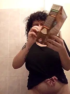 Snapshot of callmelouve chatting on 12/03/25, 06:39 callmelouve online show from 12/03/25, 06:39