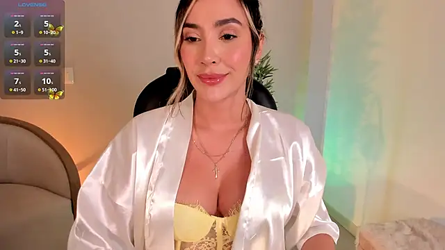 Snapshot of NiaBennet_ chatting on 01/05/26, 11:41 NiaBennet online show from 01/05/26, 11:41