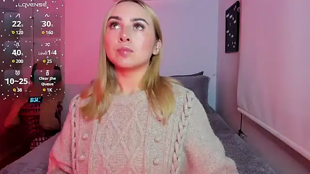 Snapshot of sophi_mooreno chatting on 02/10/25, 03:35 sophi mooreno online show from 02/10/25, 03:35
