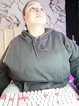 mollieblue69 online show from 11/28/25, 01:03