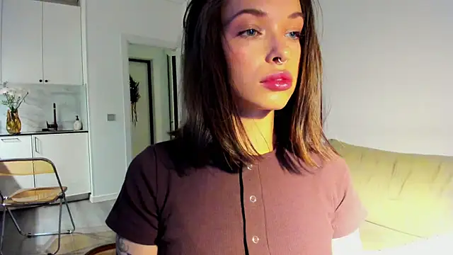 Kossie  online show from 12/14/25, 06:45