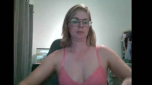 SavannaGirly online show from 02/23/25, 06:23