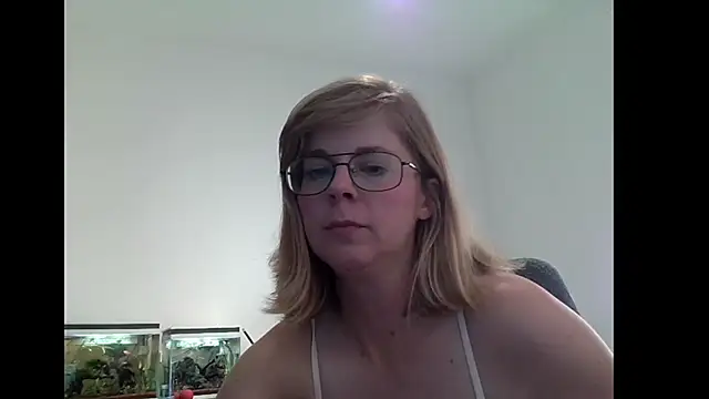 SavannaGirly online show from 03/20/25, 12:22
