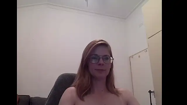 SavannaGirly online show from 09/12/25, 08:03