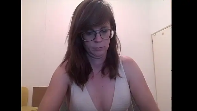 Snapshot of SavannaGirly chatting on 02/25/26, 07:45 SavannaGirly online show from 02/25/26, 07:45