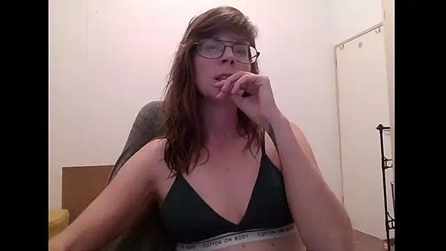 Snapshot of SavannaGirly chatting on 04/02/26, 01:53 SavannaGirly online show from 04/02/26, 01:53