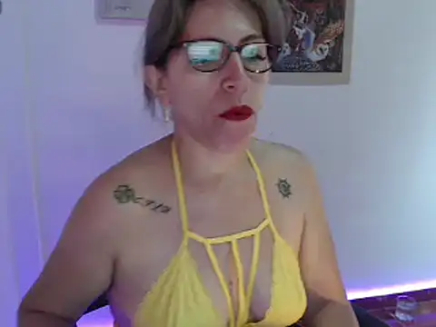 Chayla Ruiz online show from 12/21/24, 01:53