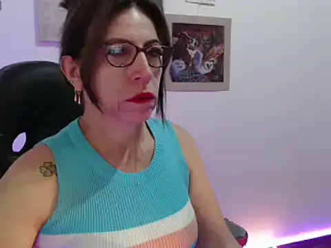 Chayla Ruiz online show from 12/28/24, 11:09
